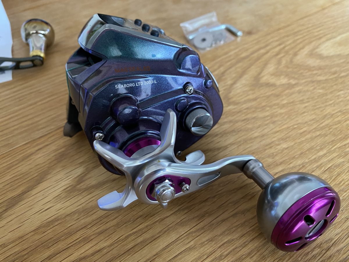 美品）ダイワ 22シーボーグ200J リブレ クランク120 美品）ダイワ 22