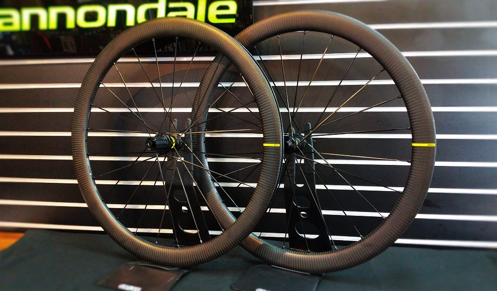 走りが軽いMAVIC！】COSMIC SLR 45 DISC | GROVE鎌倉｜ロードバイク