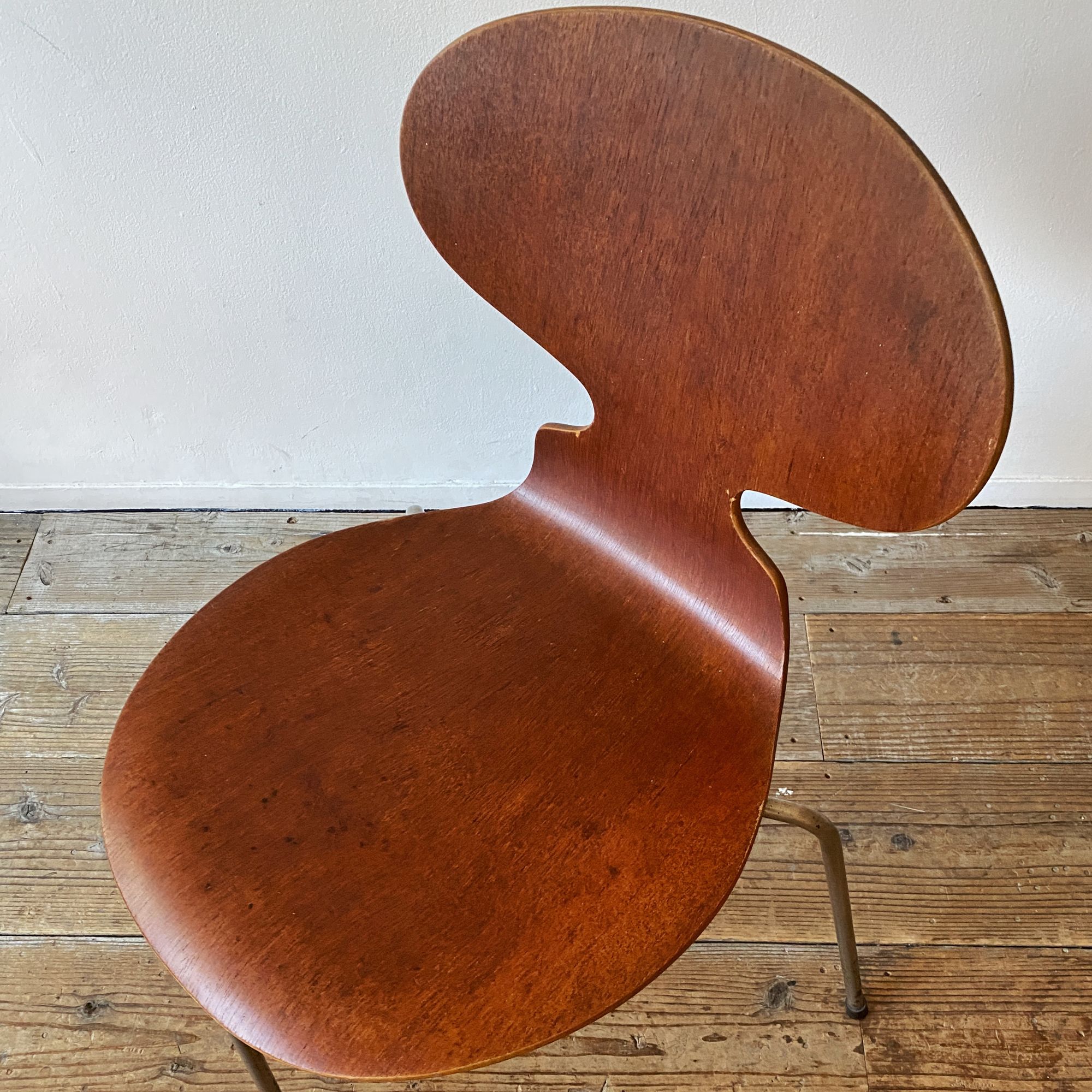 Ant Chair Teak - minä perhonen