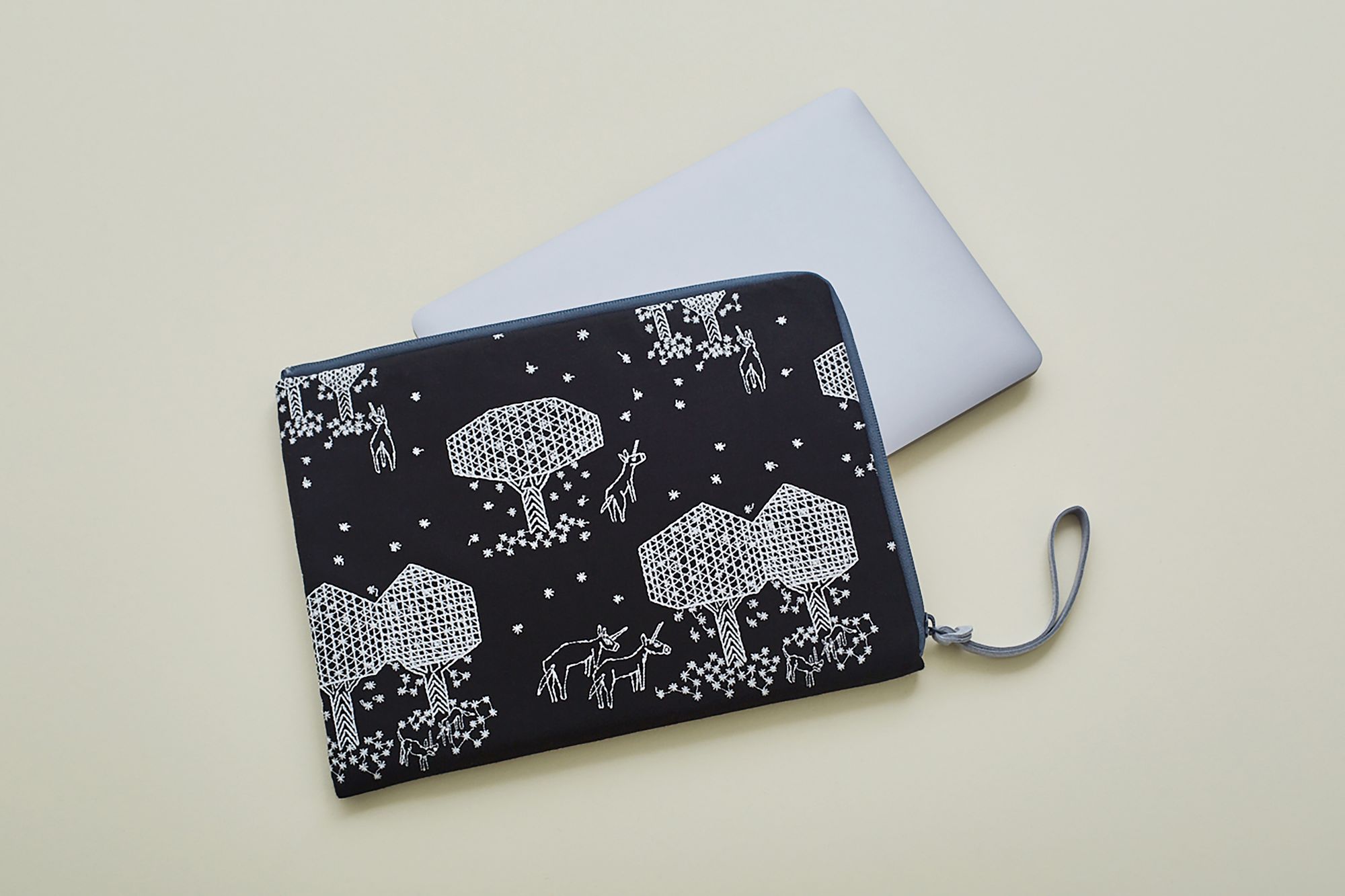 mori no hoshi pc pal / tablet pal - minä perhonen