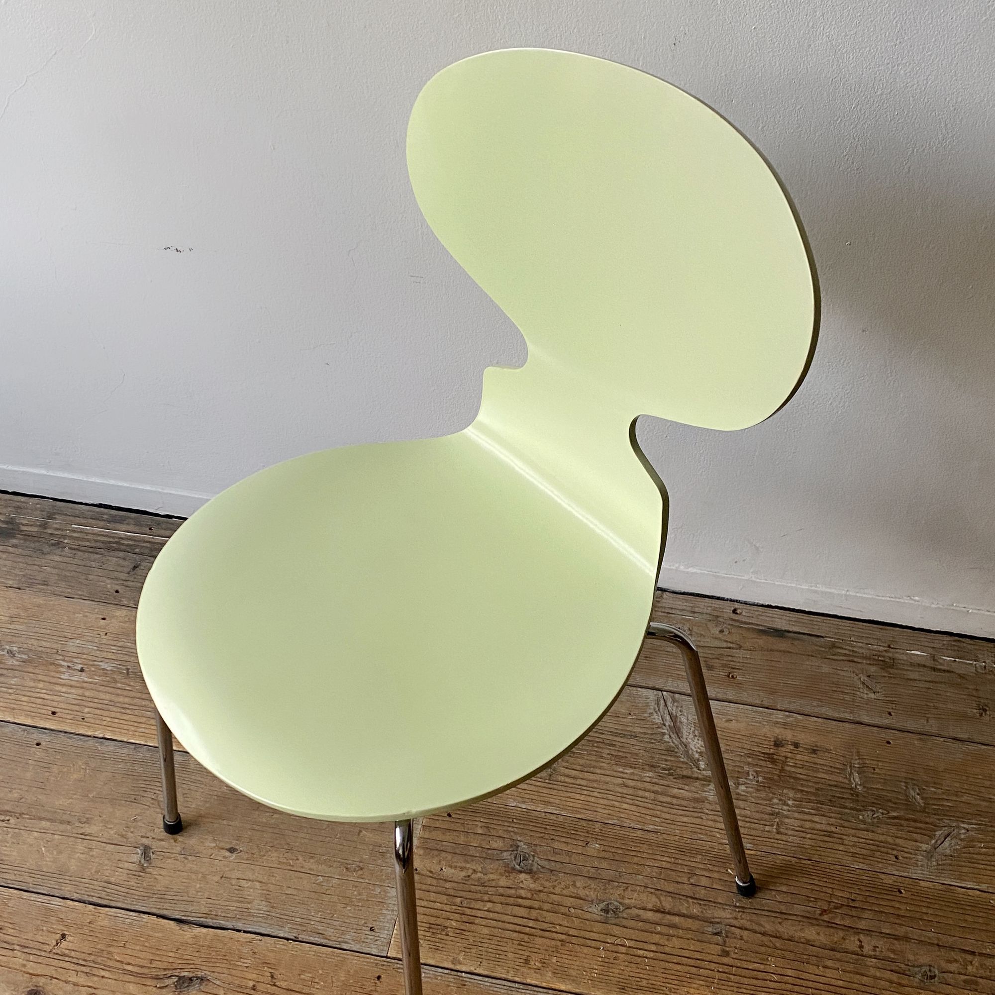 Ant Chair - minä perhonen