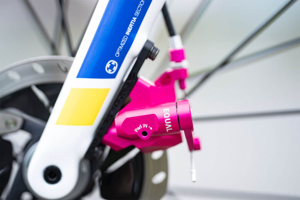 EQUAL 機械式ディスクブレーキキャリパー（フラットマウント）セット