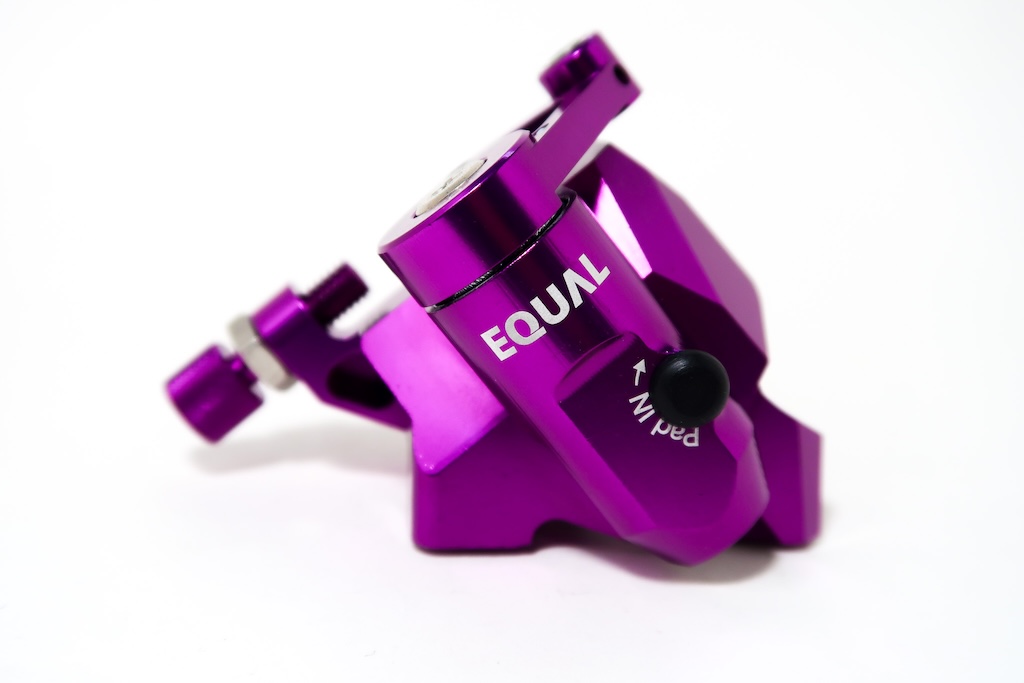 新色】「EQUAL 機械式ディスクブレーキキャリパー（フラットマウント