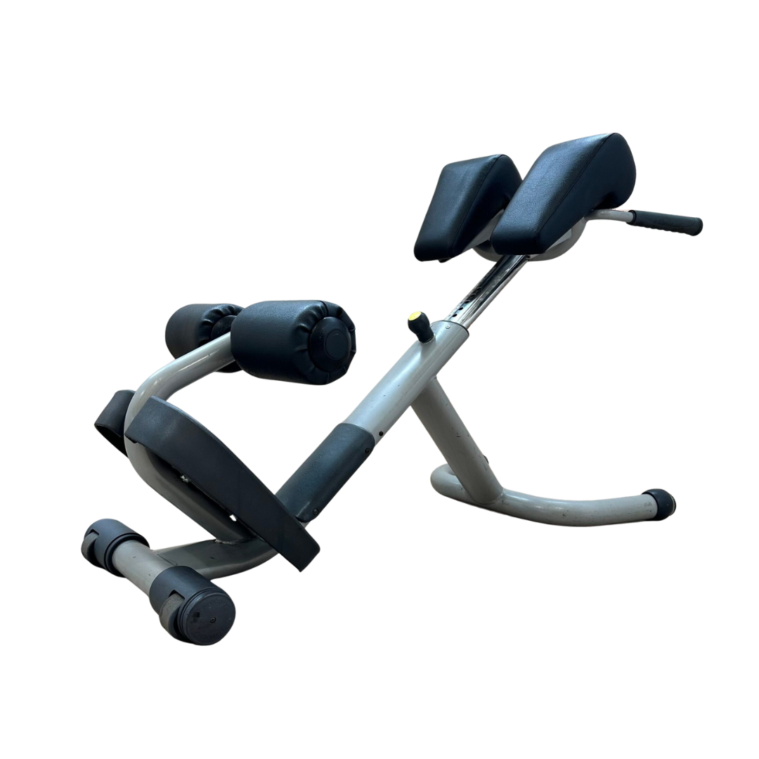 Technogym Selection Lower Back Bench / Hyperextension | Grays Fitness