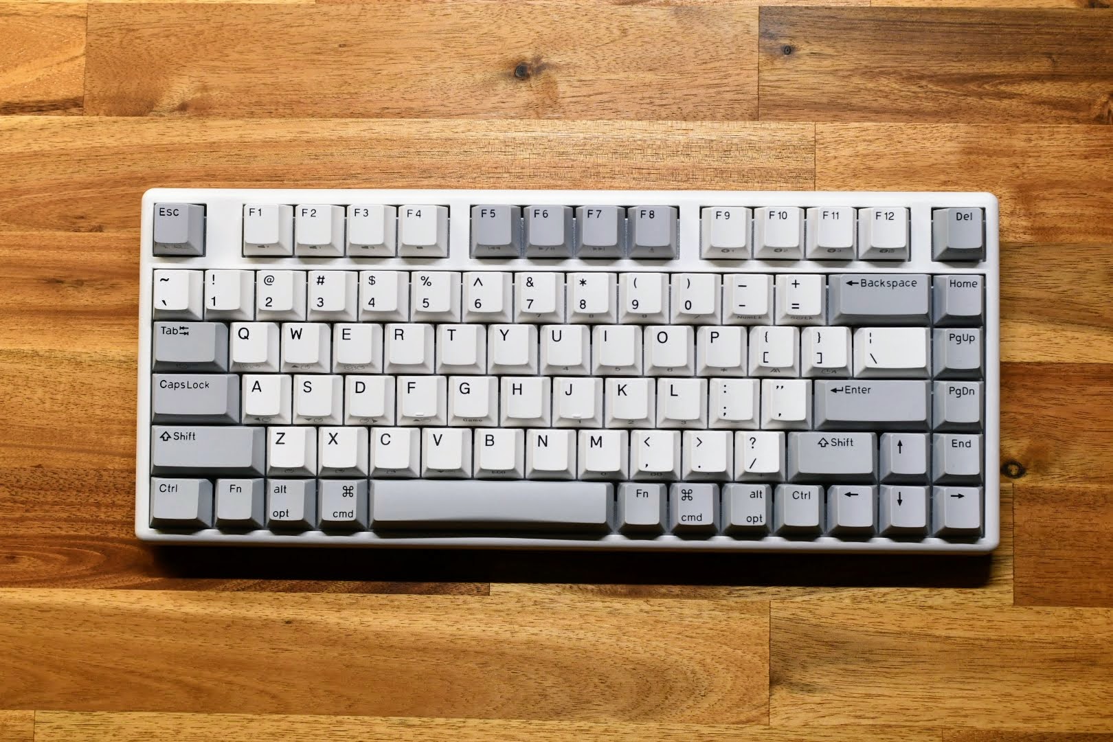 Niz Micro84レビュー！静電容量無接点方式の決定版だけど買うなら