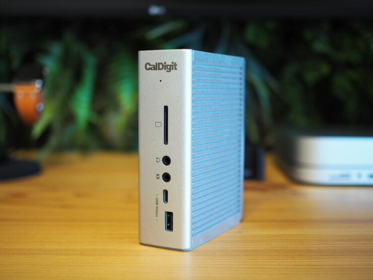 CalDigit TS3 Plus レビュー】Thunderbolt 3接続決定版。多数のポート