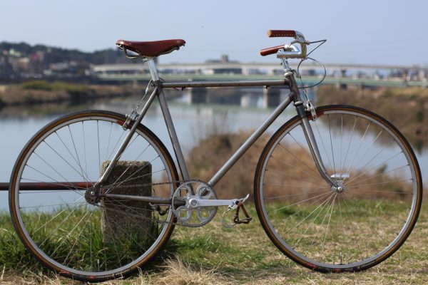 街乗りメインのシンプルイズベスト仕様、Starfuckers Steel ERA