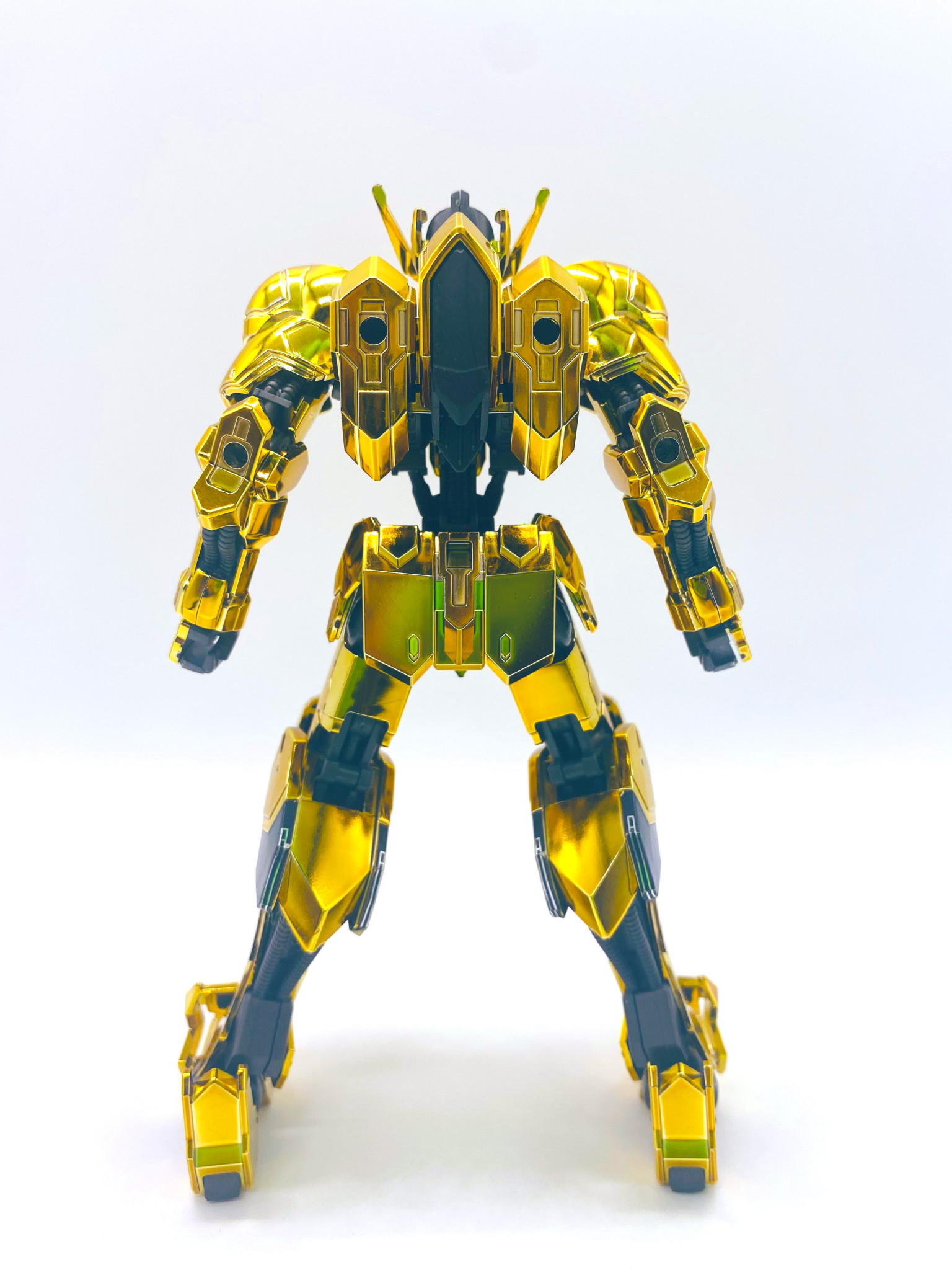 HGガンダムバルバトス【ゴールドメッキver】｜はくたくさんのガンプラ