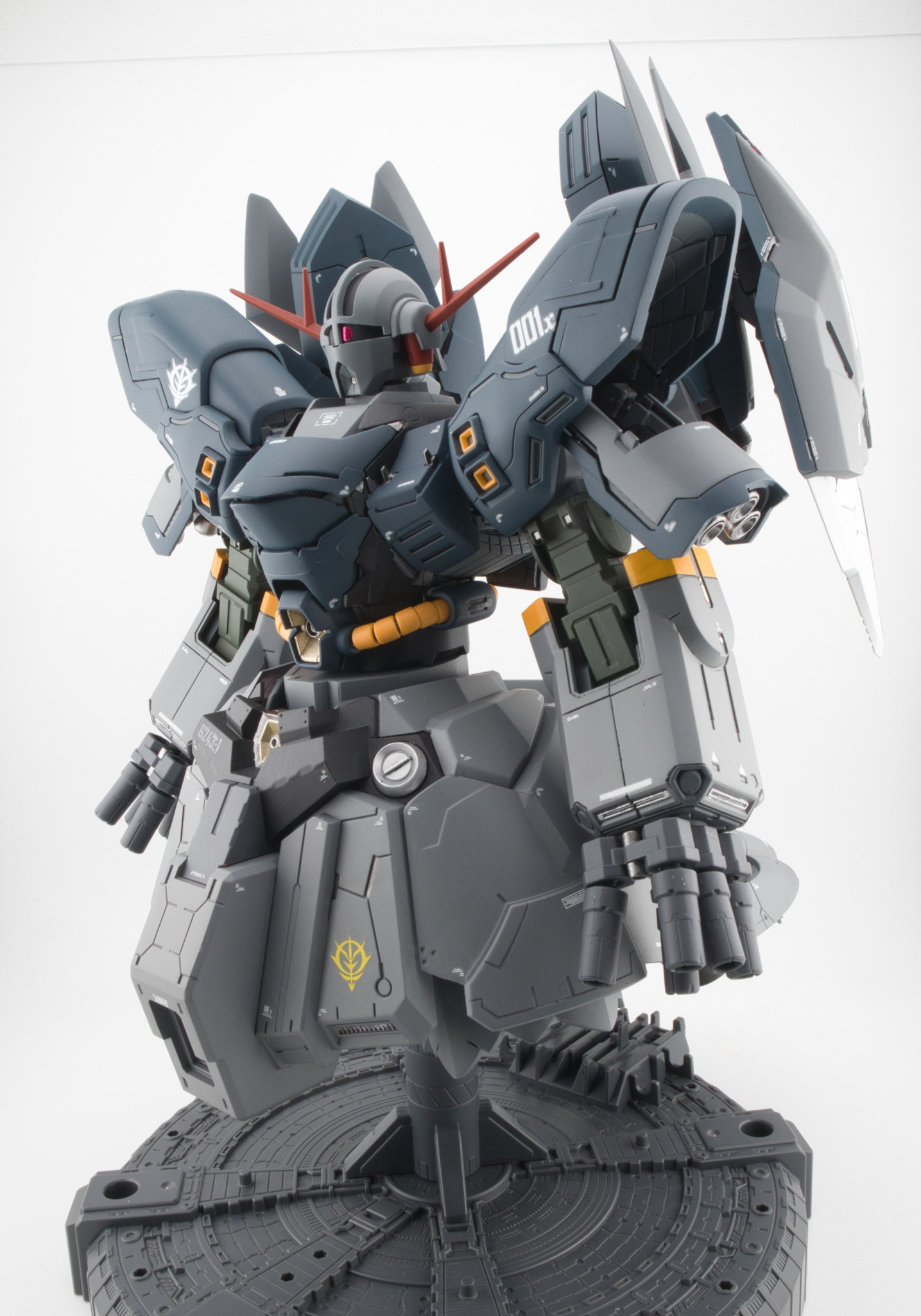 ジオング｜HerGrayMetalさんのガンプラ作品｜GUNSTA（ガンスタ）