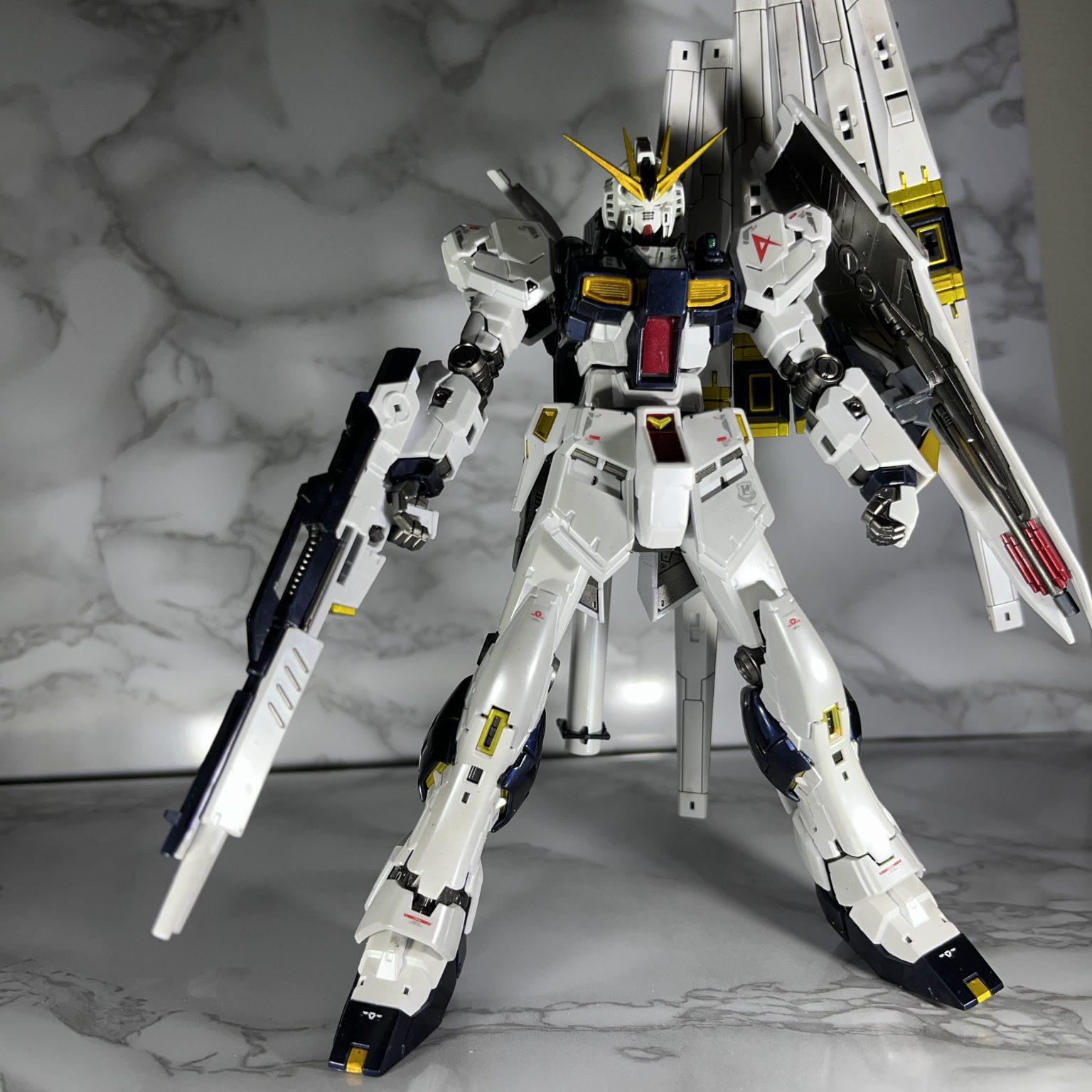 RG 1/144 νガンダム 全塗装｜うーちゃんさんのガンプラ作品｜GUNSTA