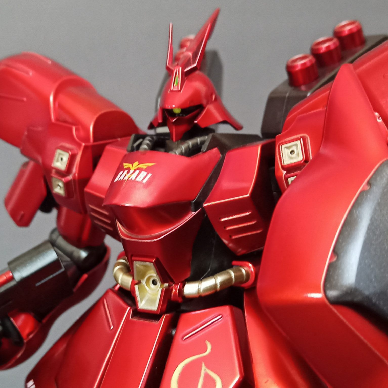 HGUCサザビー メタリックコーティングVer.｜hologramCOZさんのガンプラ