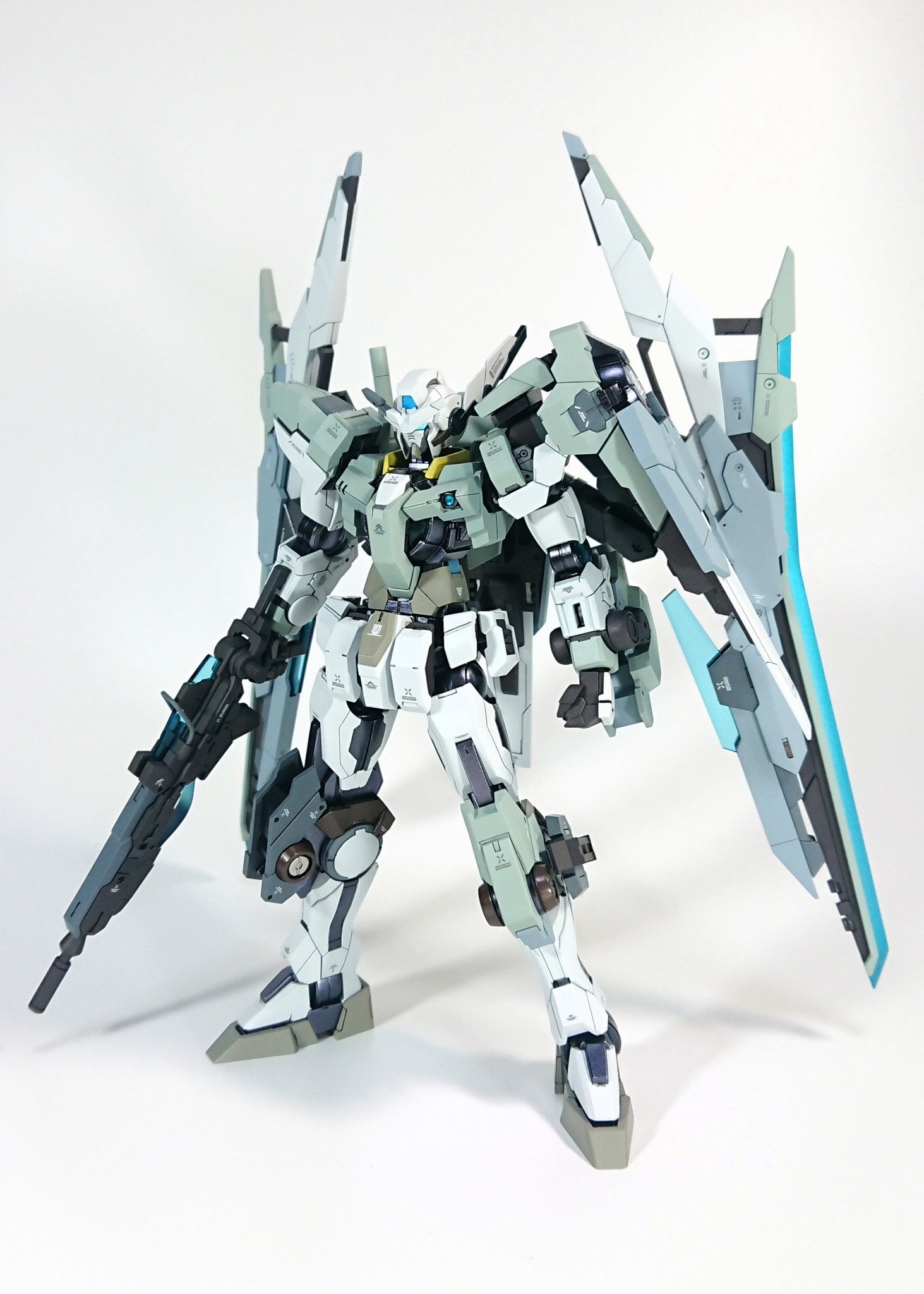 HGスクラッチ】ガンダムアストレアⅡ＋プロトザンユニット｜明石焼き