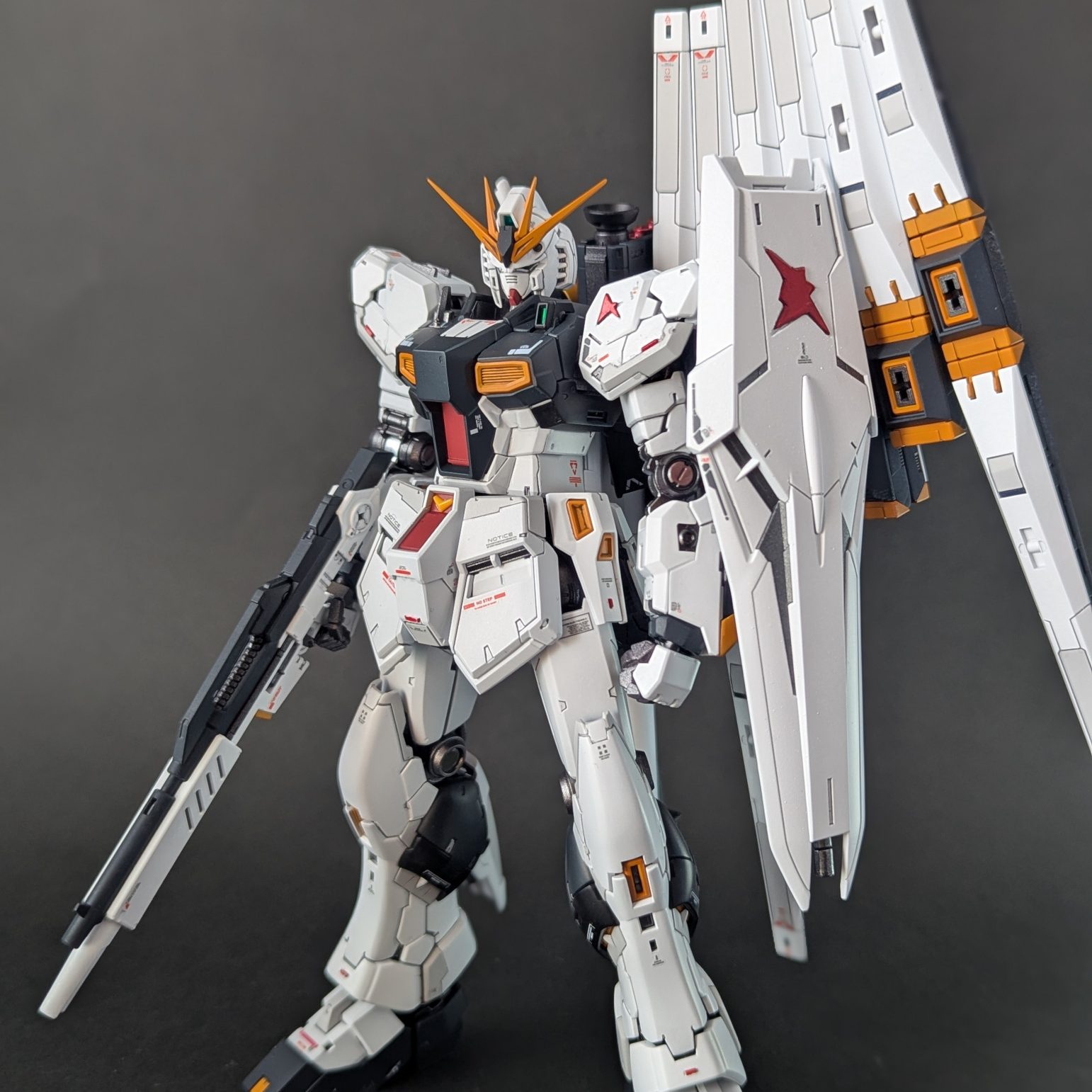 RGニューガンダム全塗装｜buppigunさんのガンプラ作品｜GUNSTA（ガンスタ）