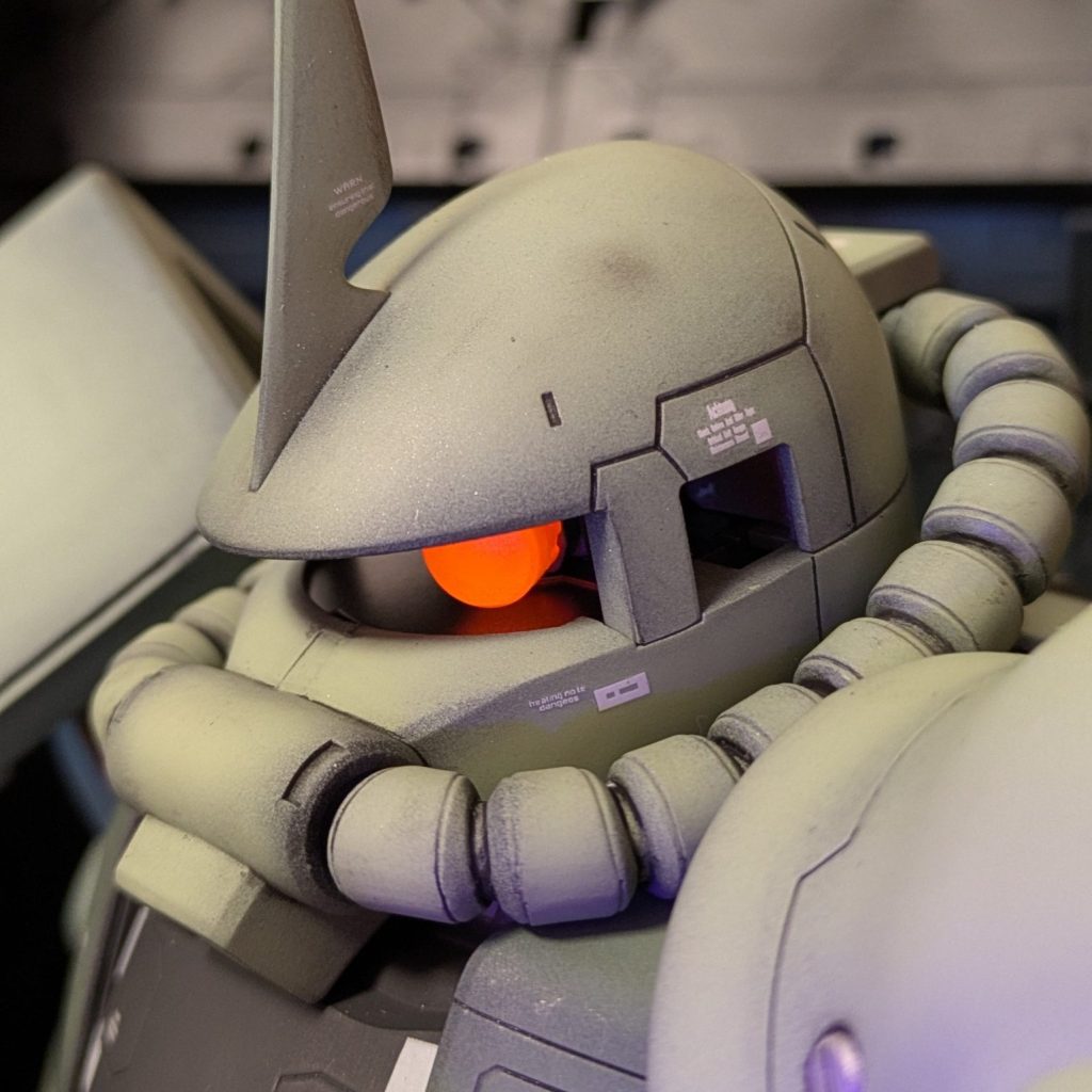 超びっくり⁉️スケール メガサイズ ザク｜SAYAKAFUさんのガンプラ作品