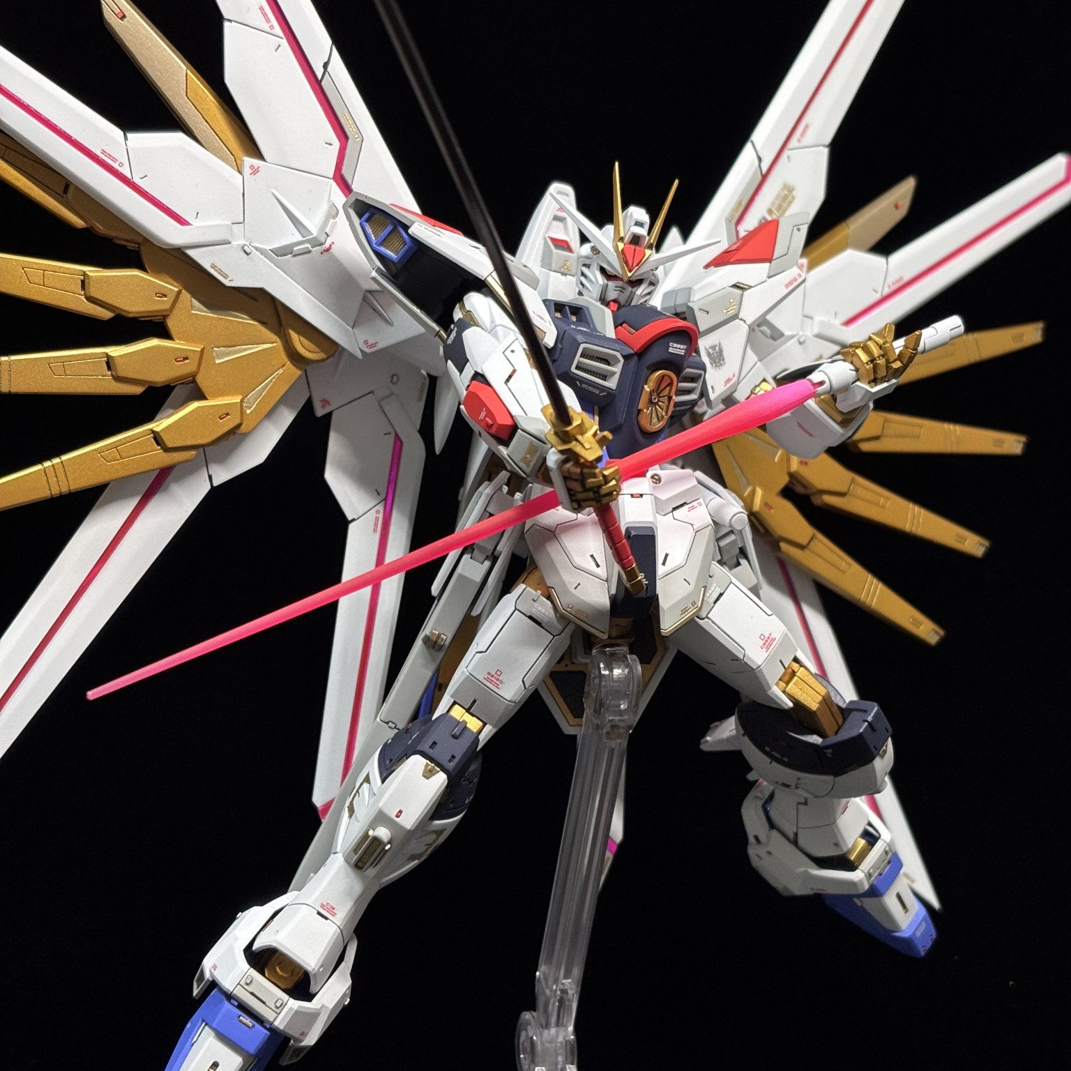 HGマイティーストライクフリーダムガンダム｜なぴさんのガンプラ作品