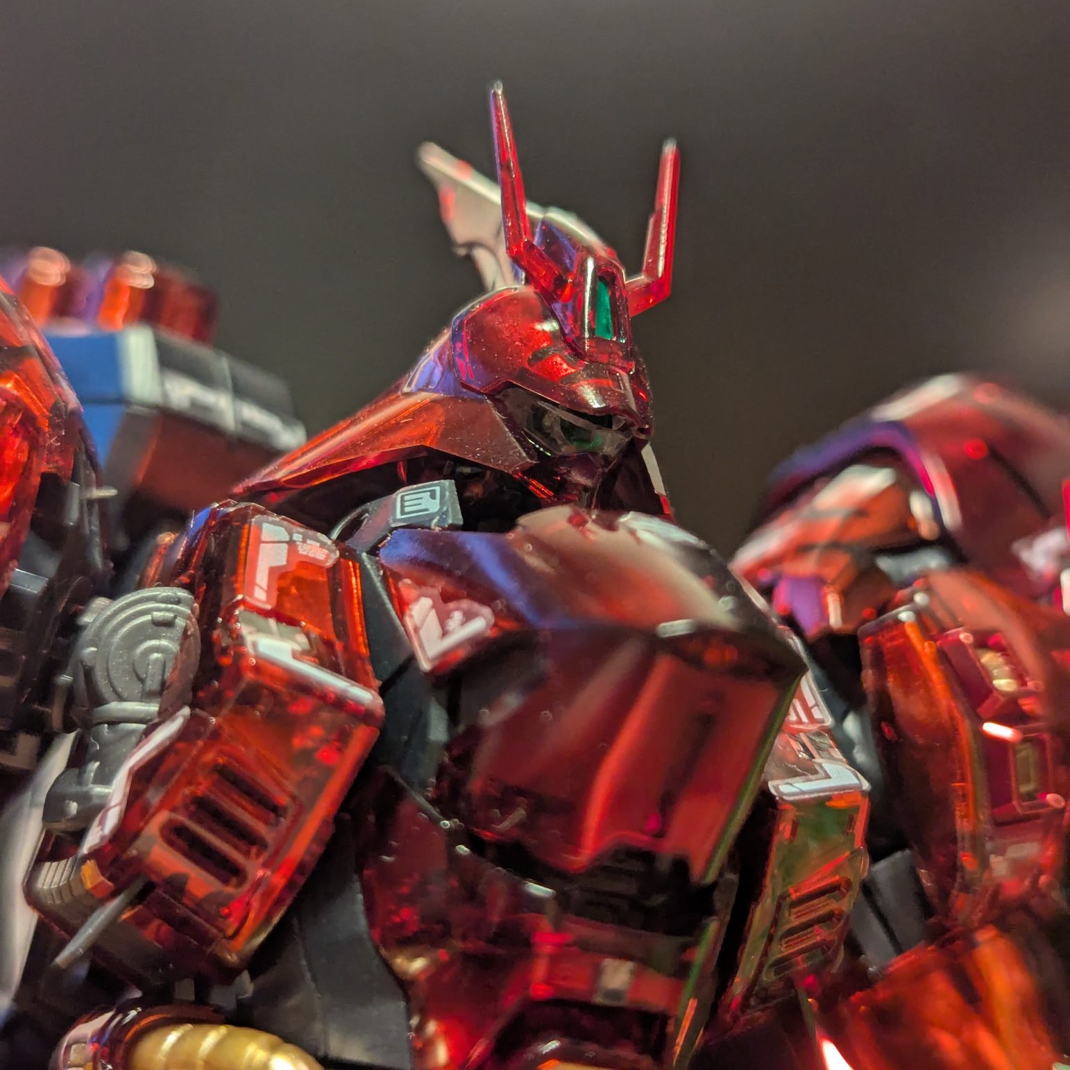 RG サザビー メカニカルコアメッキ｜karubi29さんのガンプラ作品