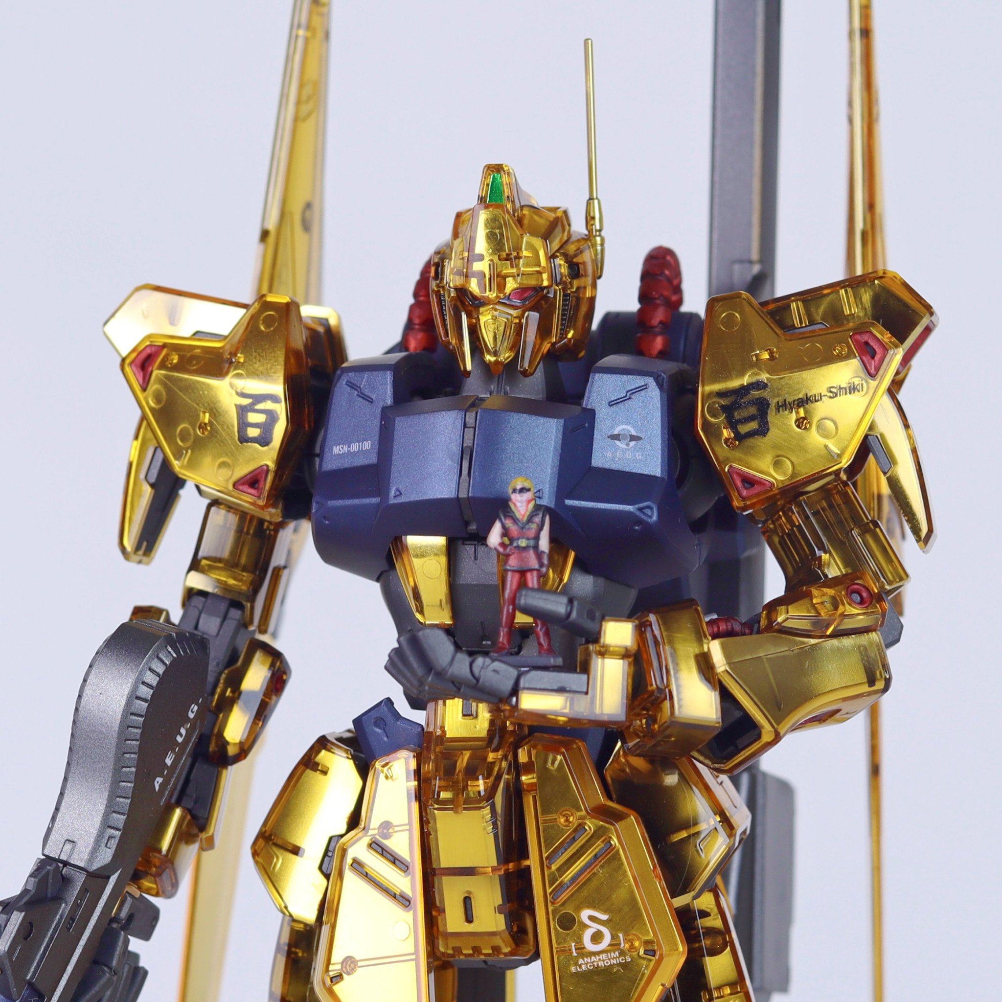 ガンダムベース限定 MG百式 Ver.2.0 [メカニカルコアメッキ