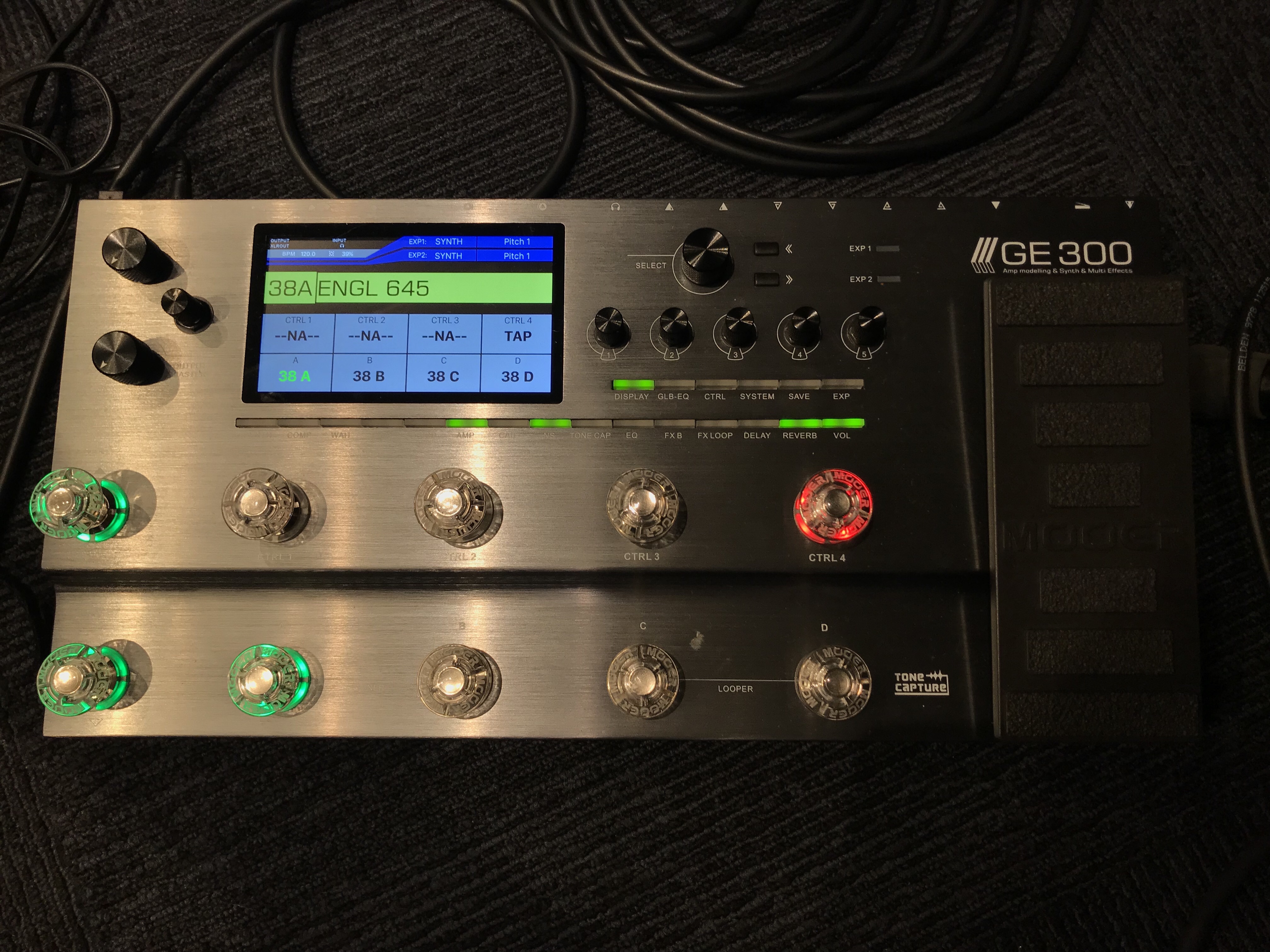 機材レビュー】新たに登場したモンスターフロアマルチ。MOOER GE300は