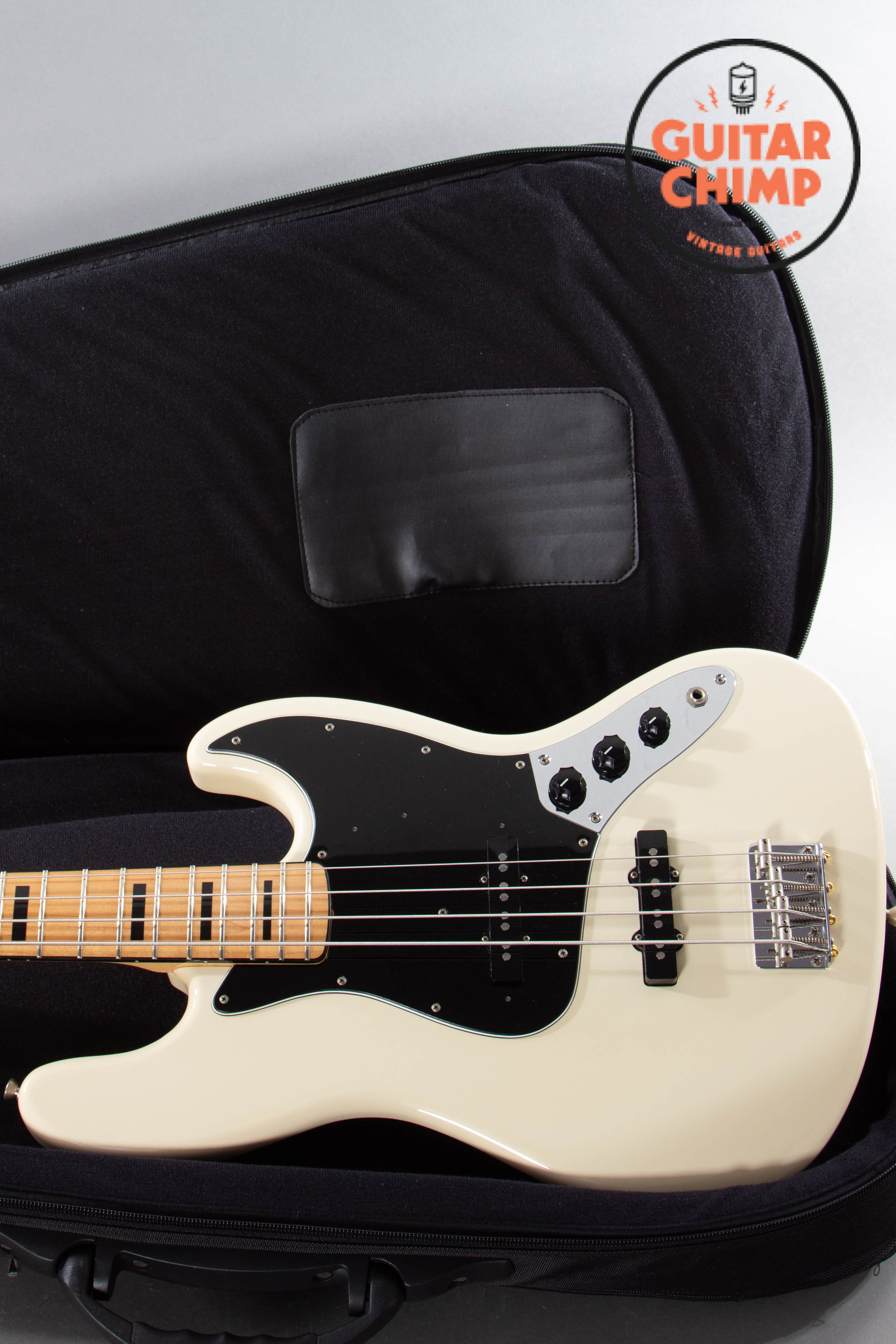 2004 Fender Japan JB75-90US '75 Reissue Jazz Bass Vintage White
