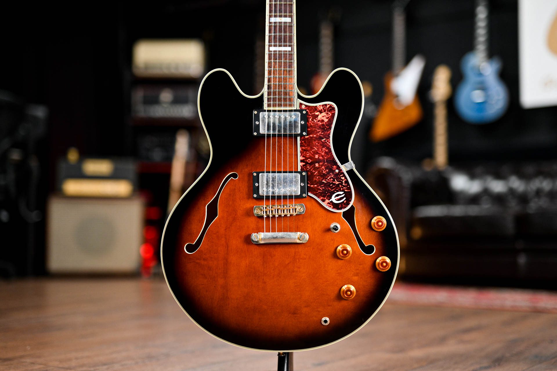 Epiphone Sheraton-II Violin Burst - Guitar Gear Giveaway