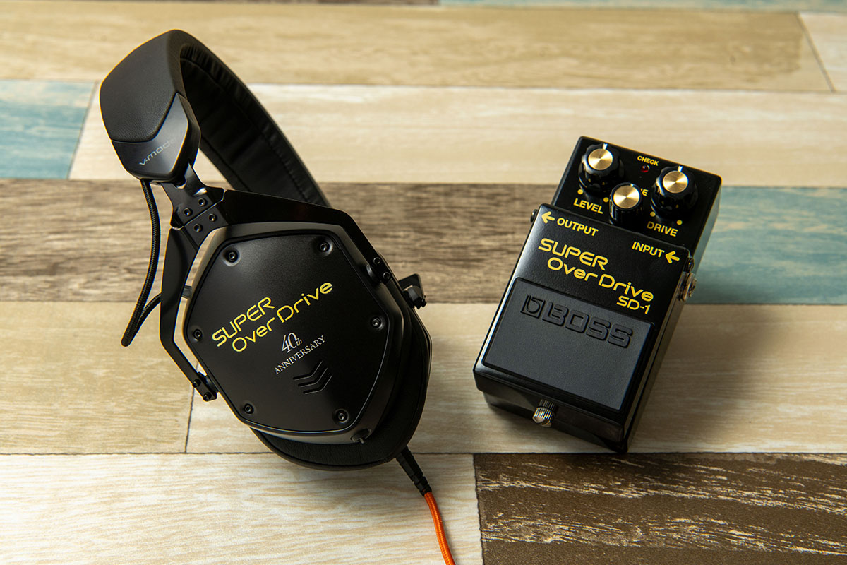 BOSS SD-1の40周年とMT-2の30周年を記念したアニバーサリー・モデル