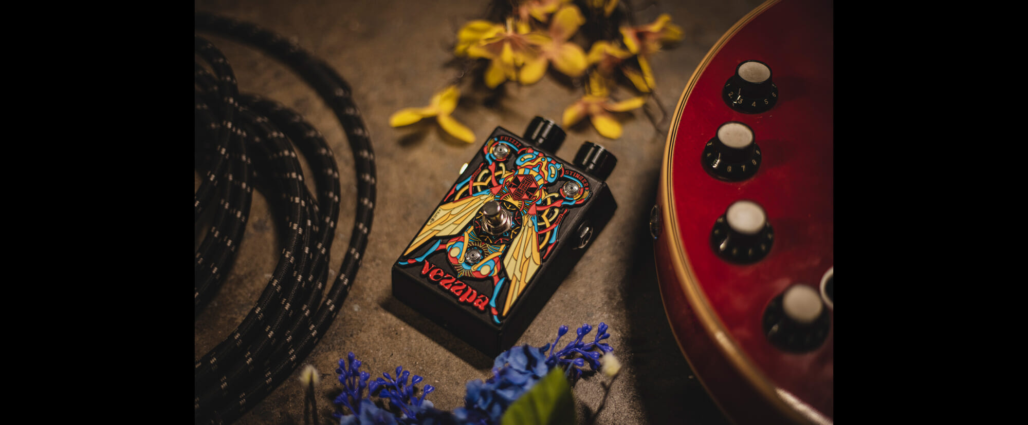 攻撃的なサウンドを放つBEETRONICSのエフェクト・ペダル“VEZZPA