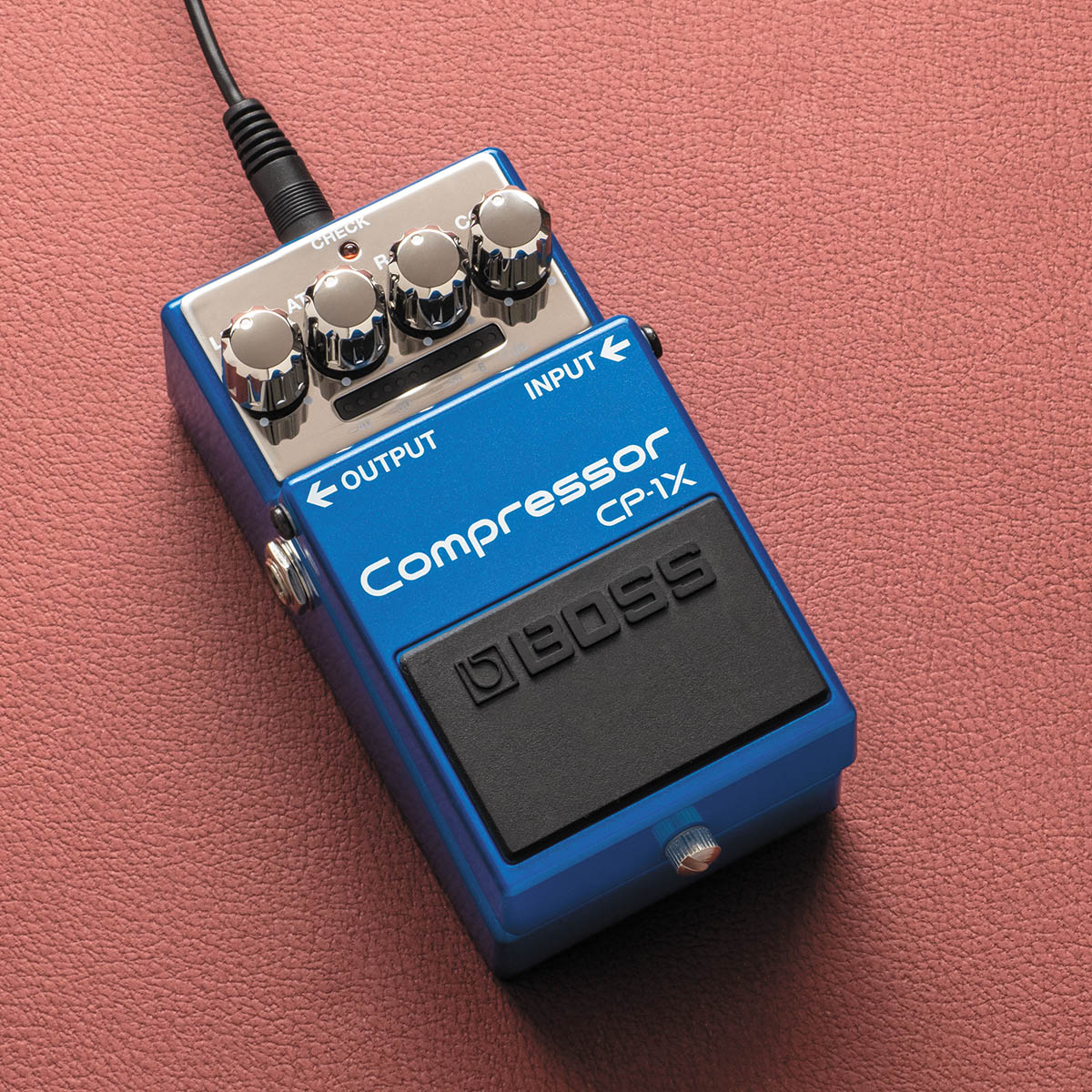 多種多様なニーズに応える、注目のコンプレッサー・ペダル4機種
