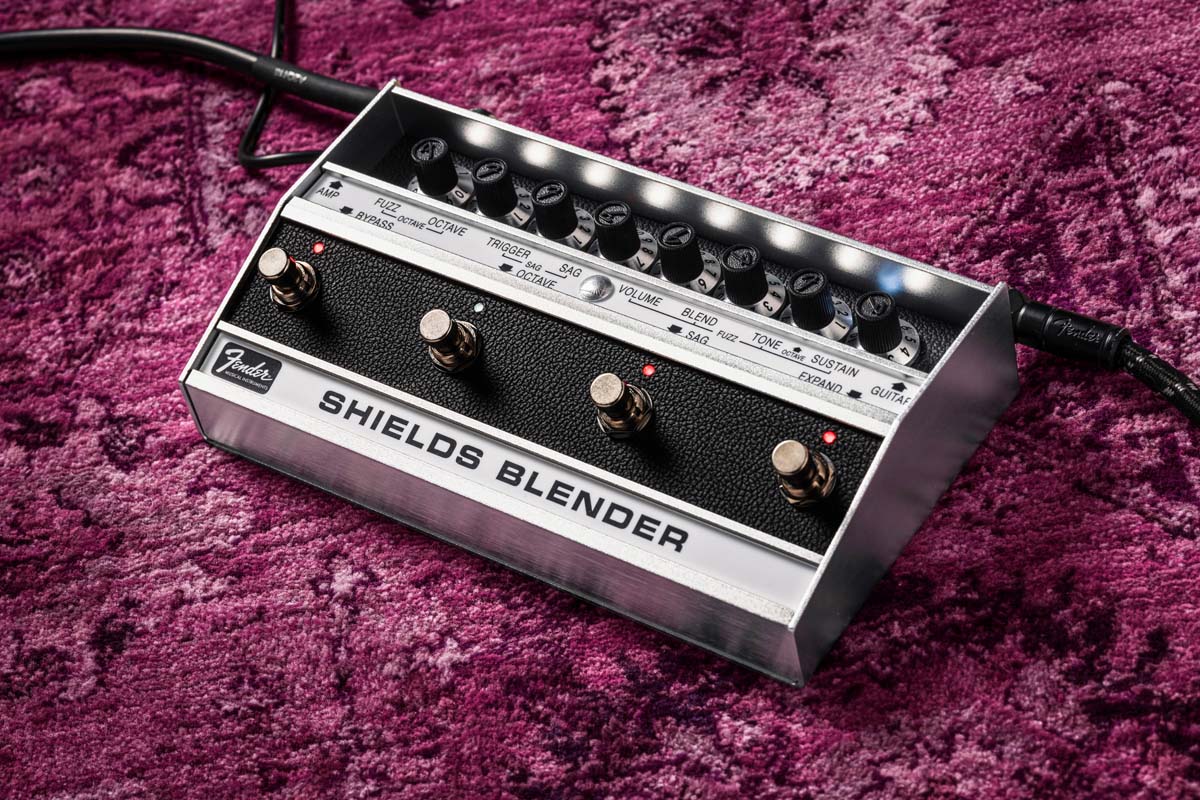 ケヴィン・シールズ本人に聞いた、フェンダーのShields Blenderに込め