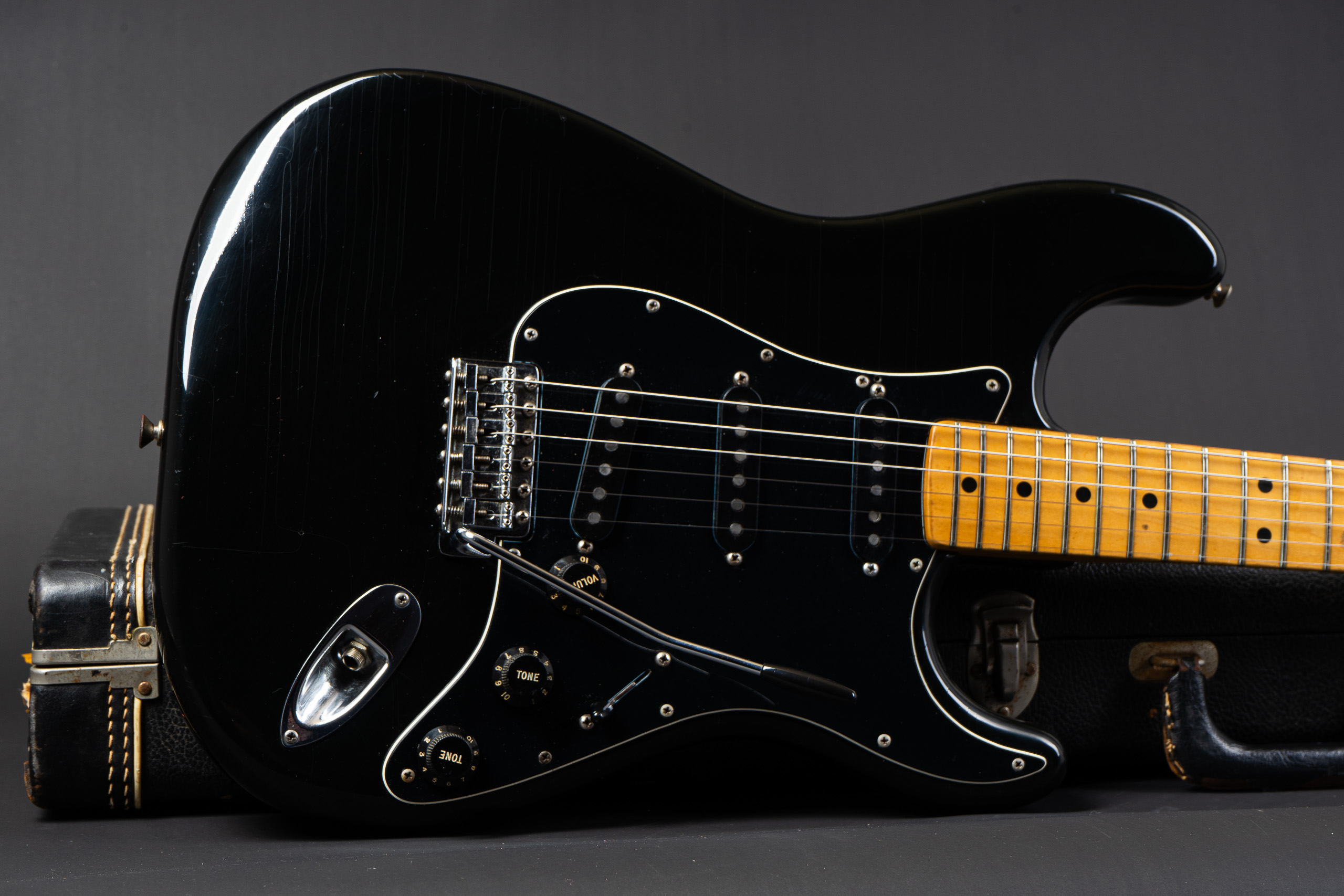 1979 Fender Stratocaster - Black - GuitarPoint
