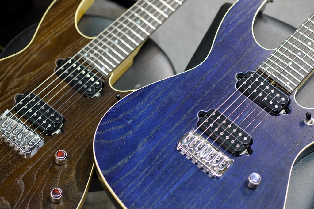 エレキギター】Crews Maniac Soundのsolution R7にアッシュボディ