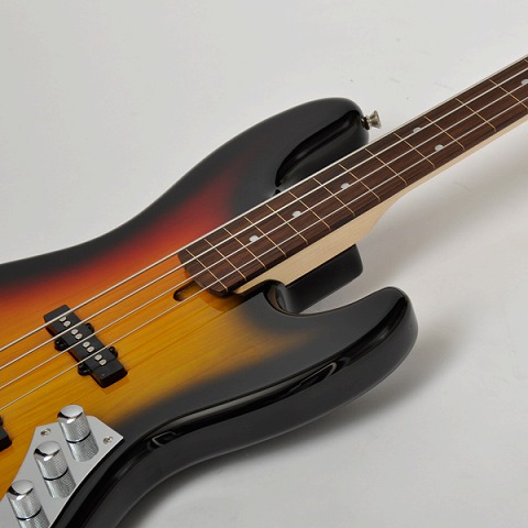 エレキベース】BACCHUS UNIVERSE seriesより、フレットレス仕様の