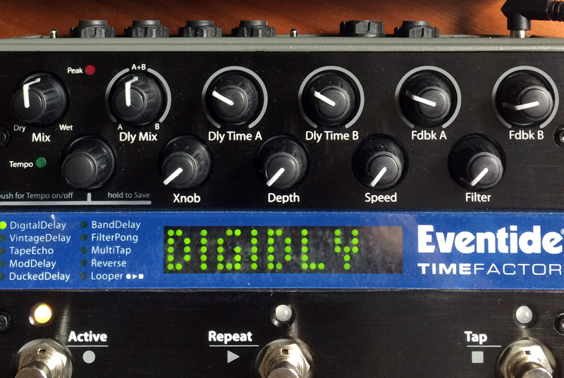 徹底検証】多機能ディレイの頂上決戦！「BOSS DD-500」「strymon