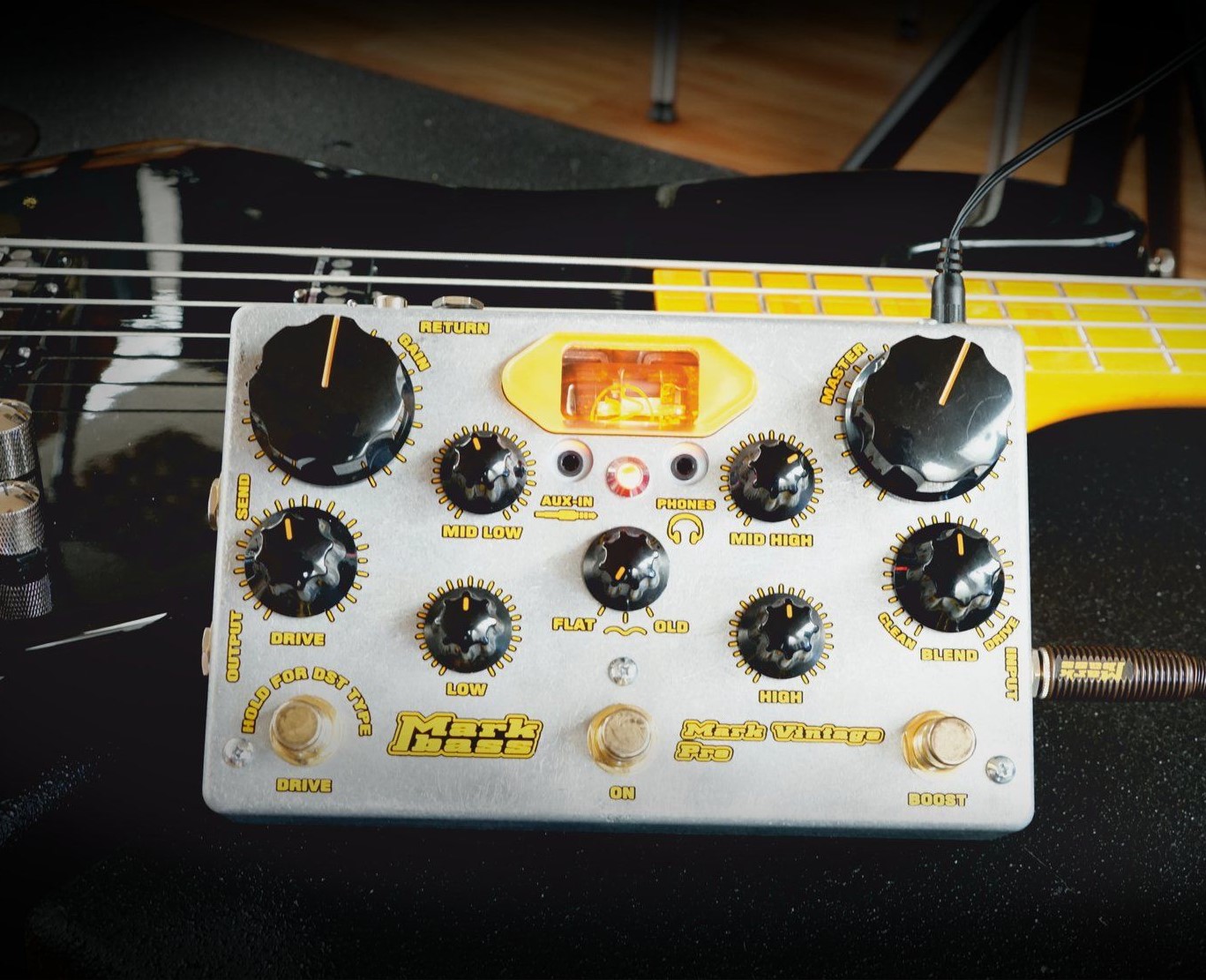 プリアンプ】Markbass Mark Vintage Pre｜真空管内蔵の高音質ベース