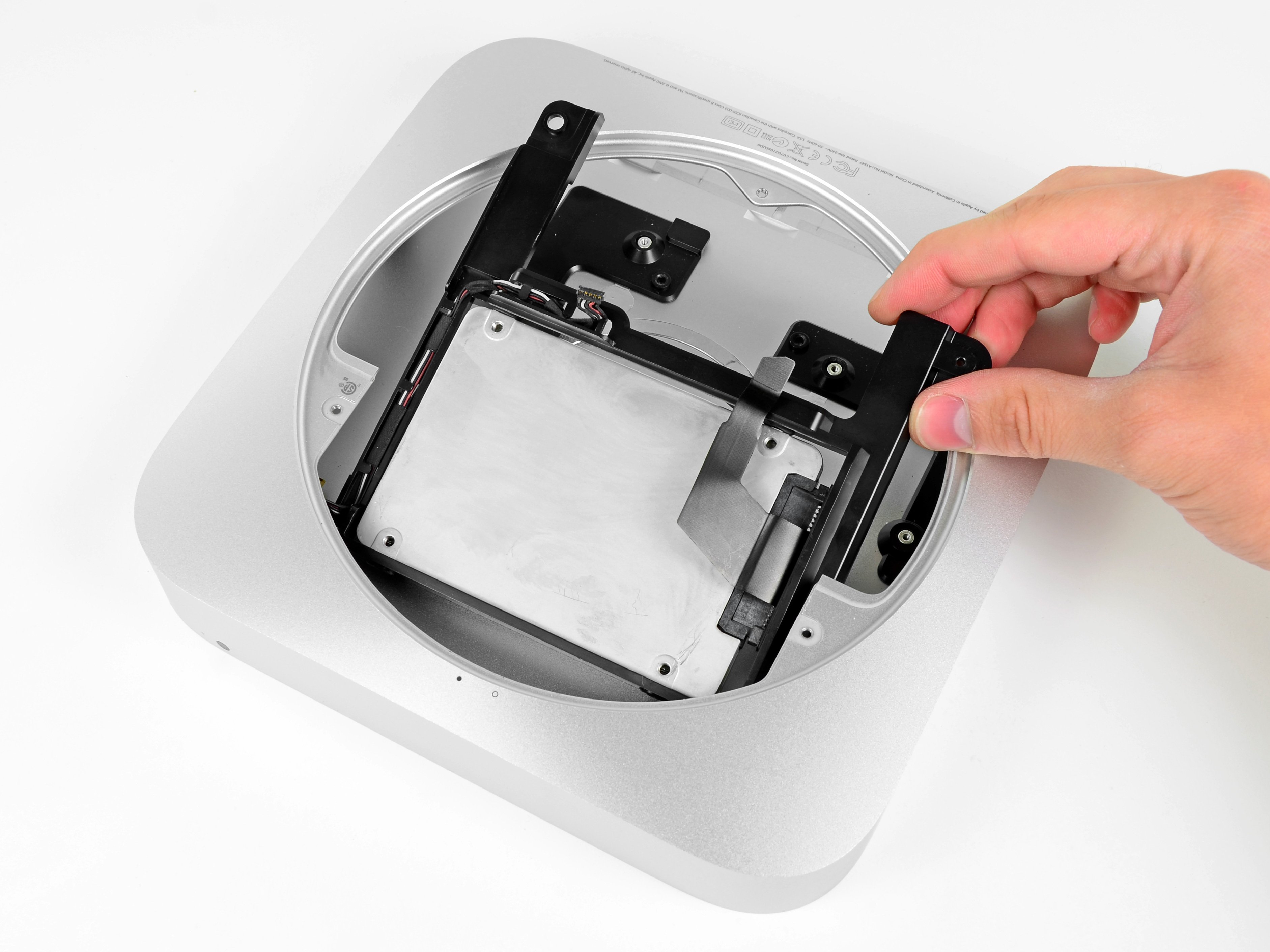 Installing Mac Mini Late 2012 Dual Hard Drive Kit - iFixit Repair