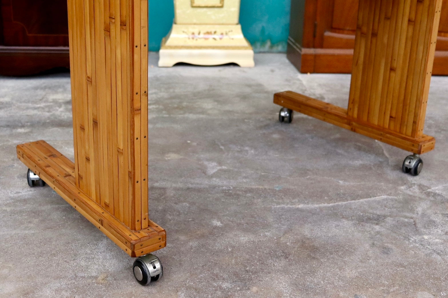 GMIK205○梅里竹芸 Umezato Bamboo Craft 竹家具 机 キャスター付き