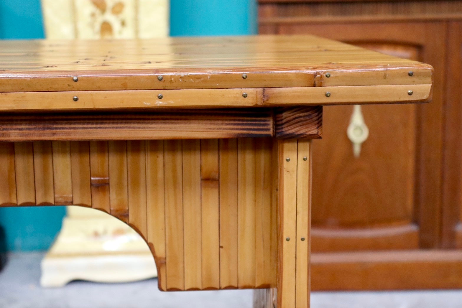 GMIK205○梅里竹芸 Umezato Bamboo Craft 竹家具 机 キャスター付き