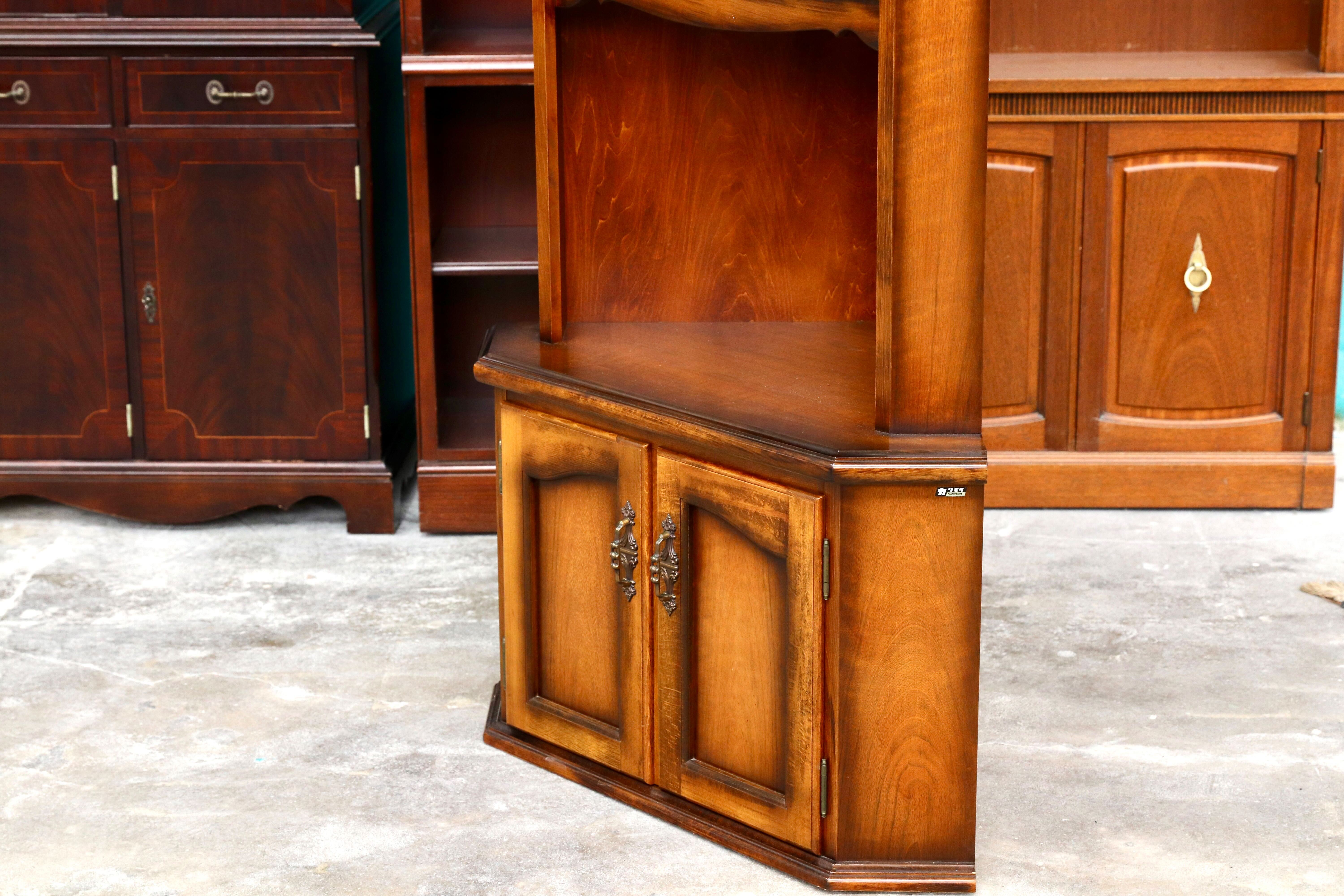 GMIK192○karimoku / カリモク コーナーキャビネット 飾り棚