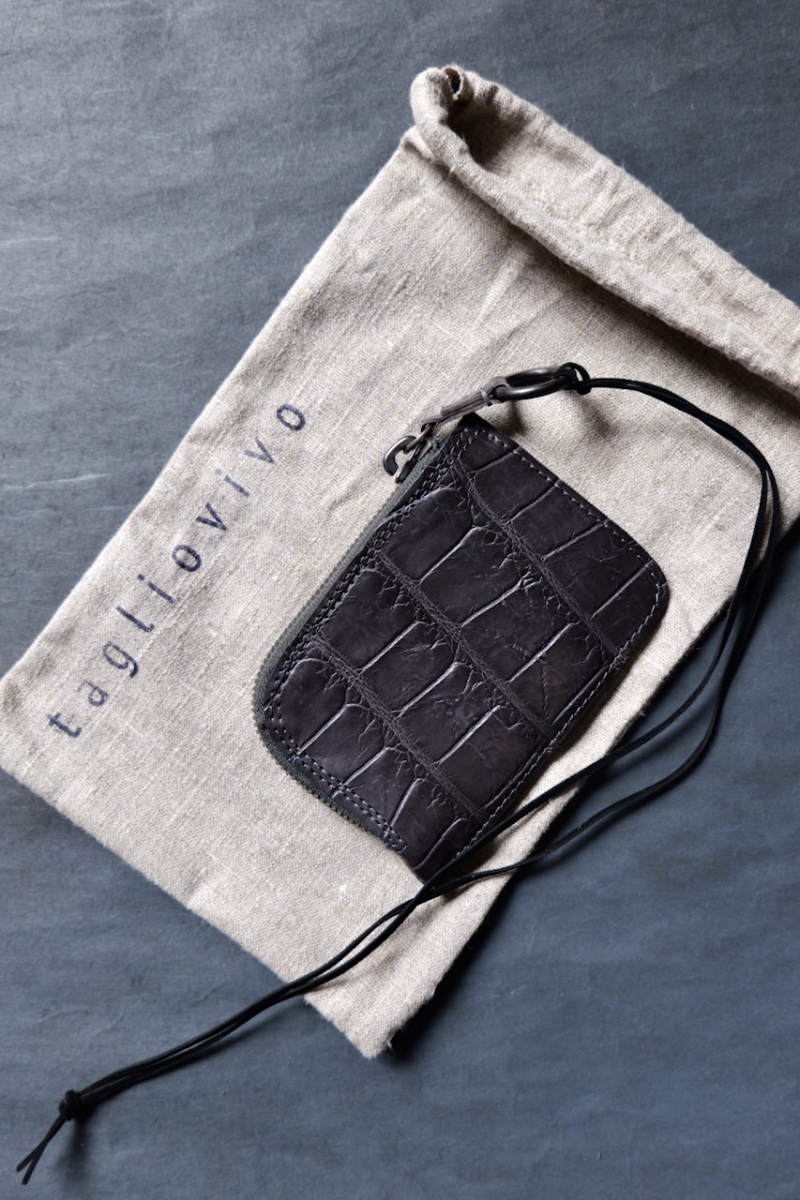 Small Zipped Wallet. Crocodile Leather. Gray. tagliovivo. « GULLAM