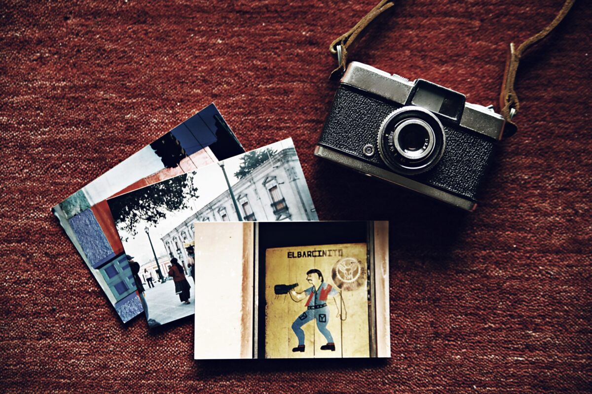 海のはじまり』ドラマ｜目黒蓮さんが持っているカメラが気になる。 |