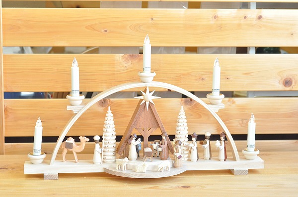 明治期 大型古銅製 桔梗座燭台 灯火器 蝋燭立 灯具一雙 蓋付小壺 銅製