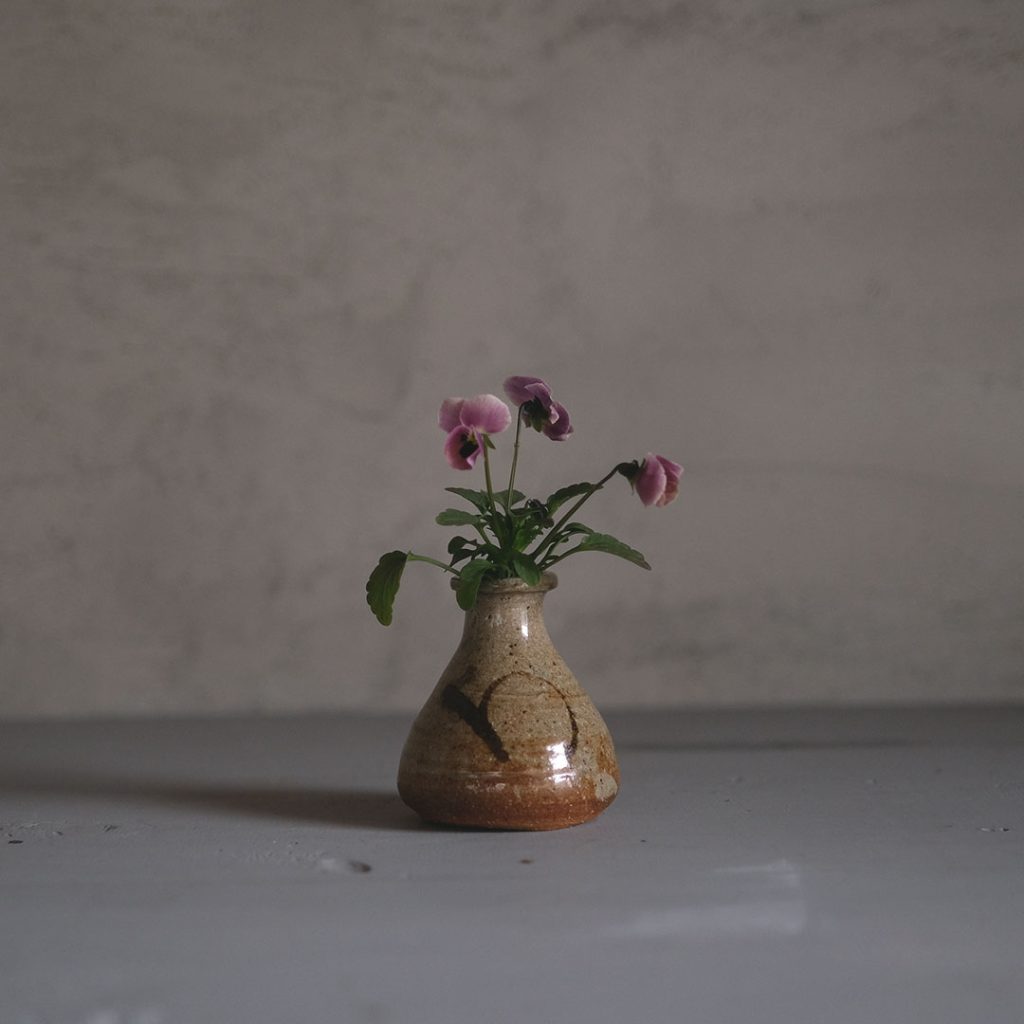 花入/絵唐津 – 花とうつわ