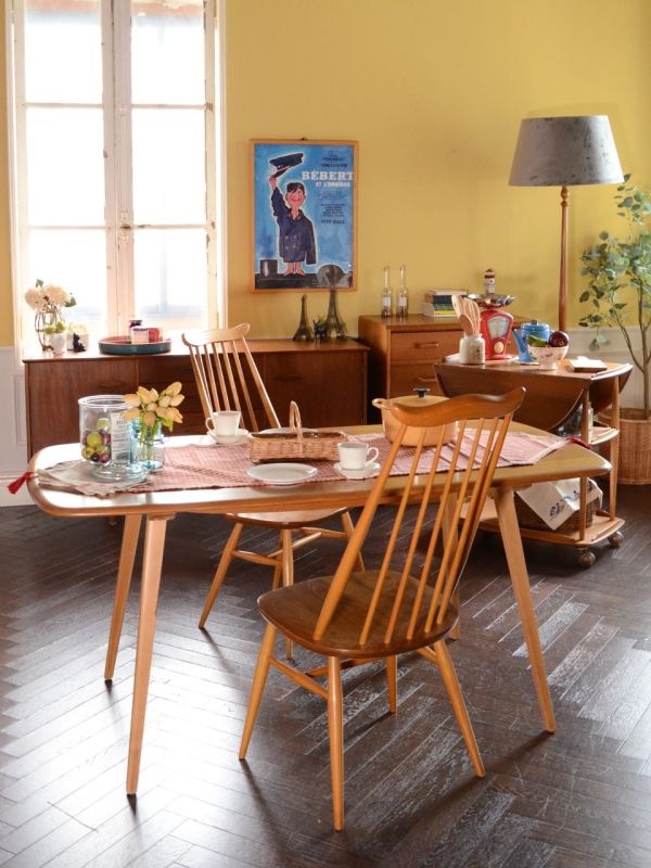 アーコールのゴールドスミスチェア（カスタード色・タグ付き・座面L