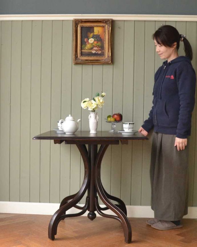 THONET トーネットのアンティークカフェテーブル(m-632-f