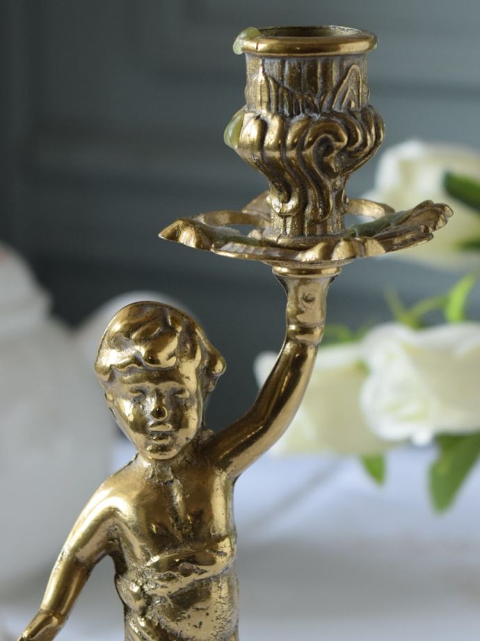 英国のアンティークのキャンドルスタンド、真鍮製のオシャレな燭台(m