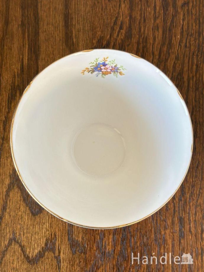 イギリスから届いたアンティークの食器、Queen Anne（クィーンアン）の