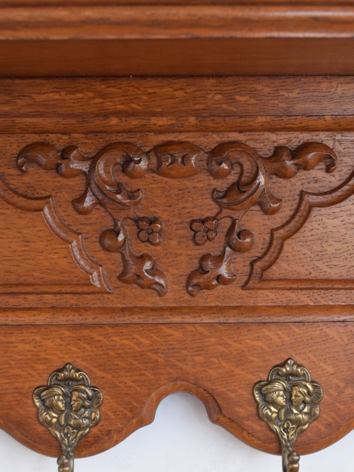 フランスのウォールシェルフ、オーク材のおしゃれなアンティークの壁