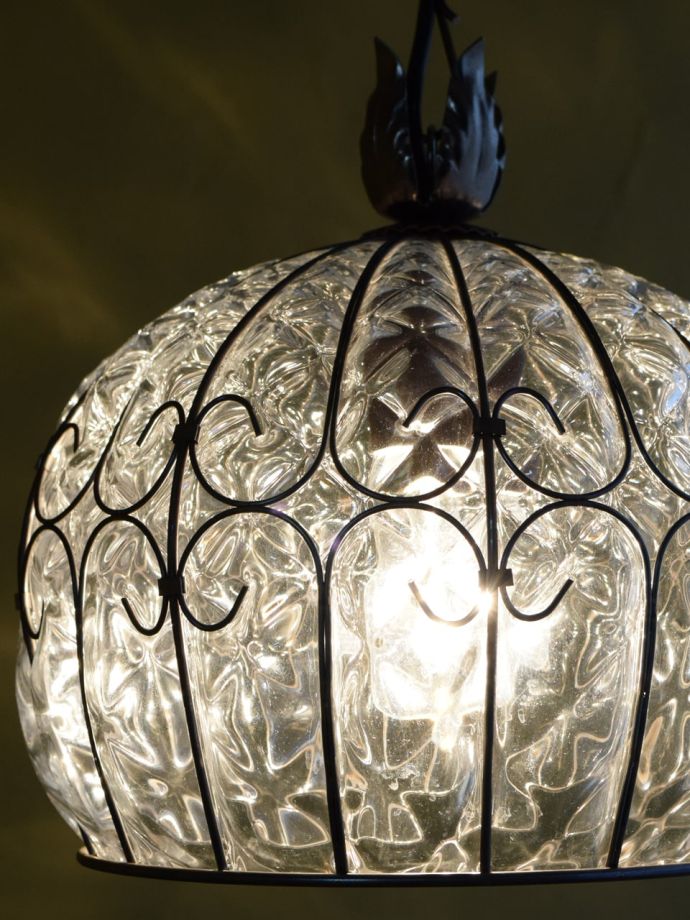 イタリアのおしゃれなペンダントランプ、ヴェネチアで作られた