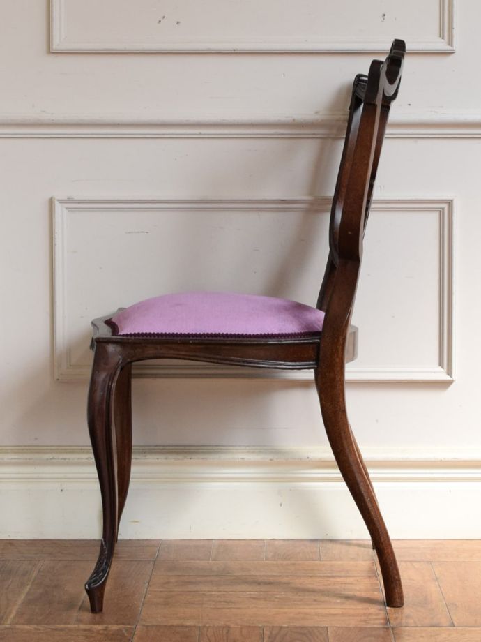 マホガニー材のヴィクトリアンチェア、英国アンティークの美しいサロン