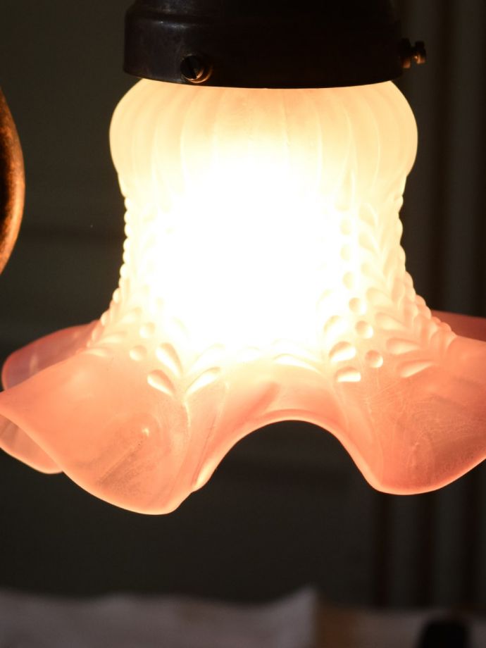 イタリアのテーブルランプ、真鍮製のおしゃれな照明器具（E17電球付