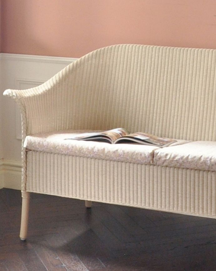 ロイドルームの椅子、8色から選べるHandleオリジナルのロイドルーム